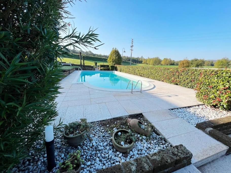 Limone Apartment - Featuring A Private Garden And Access To A Pool Barcuzzi Eksteriør bilde