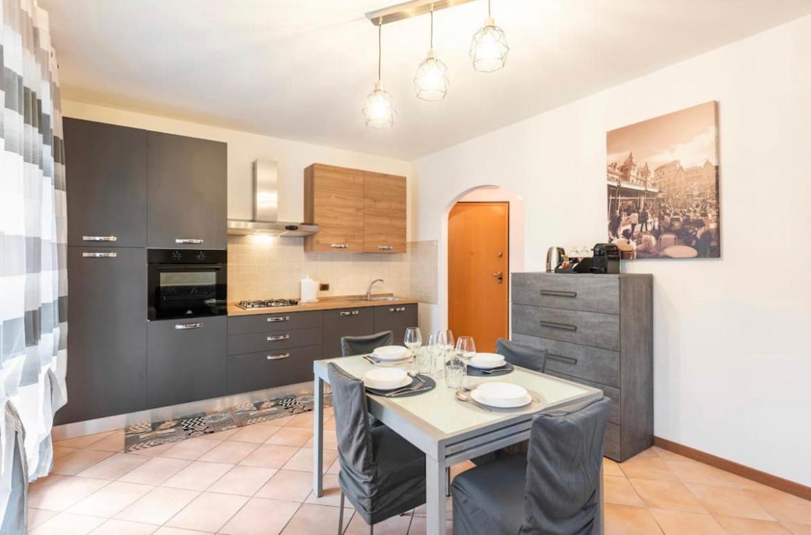 Limone Apartment - Featuring A Private Garden And Access To A Pool Barcuzzi Eksteriør bilde